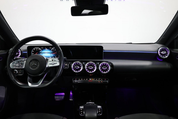 Mercedes-Benz A-Klasse 200 / 45 AMG LED/VIRTUAL/SFEER/PANO/HALF LEDER+S.VERWARMING/LMV/360 CAM/LINE/ACC/ECC/12 MDN GARANTIE!