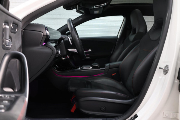 Mercedes-Benz A-Klasse 200 / 45 AMG LED/VIRTUAL/SFEER/PANO/HALF LEDER+S.VERWARMING/LMV/360 CAM/LINE/ACC/ECC/12 MDN GARANTIE!