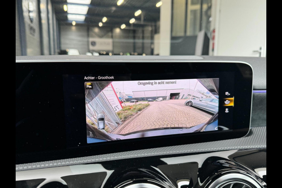 Mercedes-Benz A-Klasse 200 / 45 AMG LED/VIRTUAL/SFEER/PANO/HALF LEDER+S.VERWARMING/LMV/360 CAM/LINE/ACC/ECC/12 MDN GARANTIE!