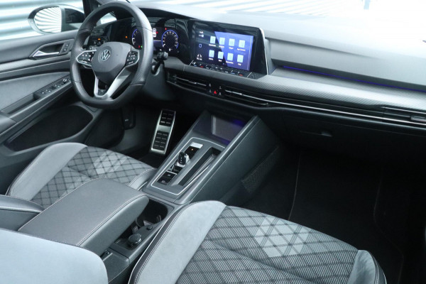 Volkswagen Golf 1.5 eTSI R-Line | 3X R-Line | PANO | IQ.Light | VOL!