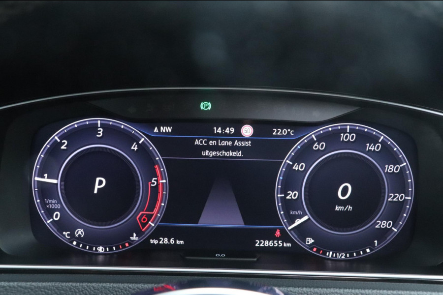 Volkswagen Golf 2.0 TDI GTD | PANO / VIRT.COCKPIT / VOL!