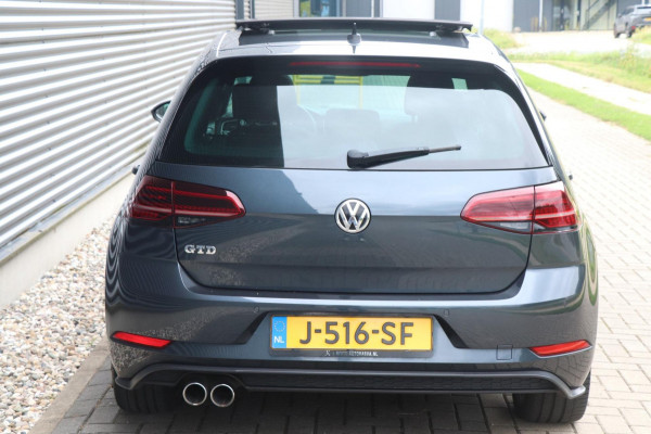 Volkswagen Golf 2.0 TDI GTD | PANO / VIRT.COCKPIT / VOL!