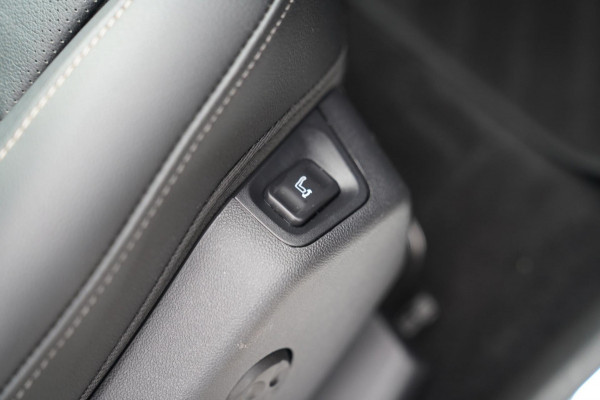 Opel Grandland X 1.6 Turbo Ultimate | Stoelverwarming/verkoeling | Adaptieve cruise | Panorama | Luxe Leder | LED | DENON AUDIO |