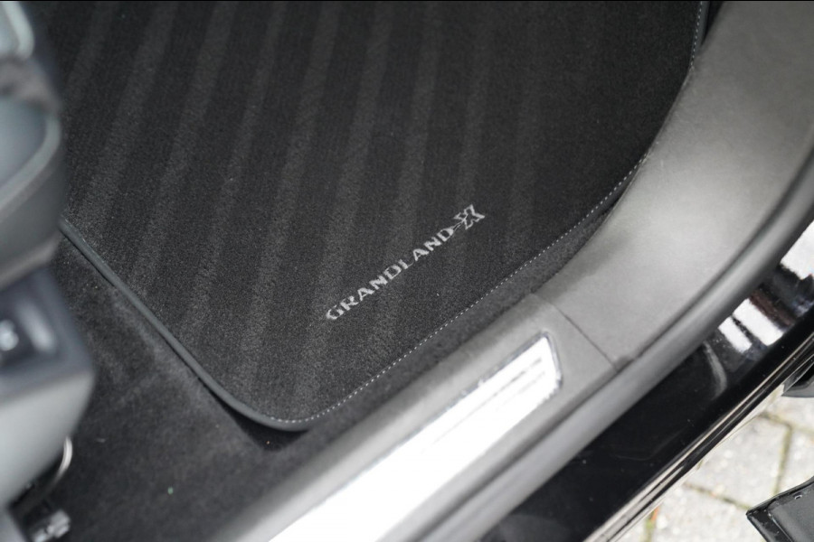 Opel Grandland X 1.6 Turbo Ultimate | Stoelverwarming/verkoeling | Adaptieve cruise | Panorama | Luxe Leder | LED | DENON AUDIO |