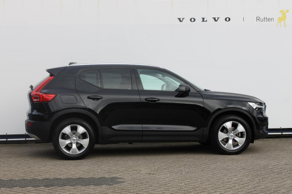 Volvo XC40 T3 163PK automaat Momentum Pro / Climate Control/ Cruise control/ elektrische achterklep/ Bluetooth/ Apple carplay/ Drive mode/ Parkeersensoren met camera/ Navigatie