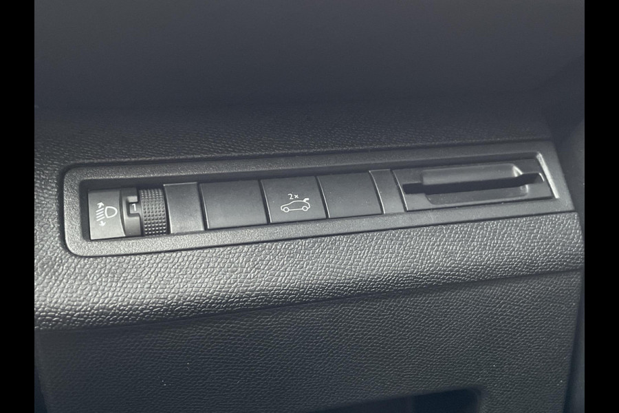 Peugeot 3008 1.2 PureTech Blue Lease Premium