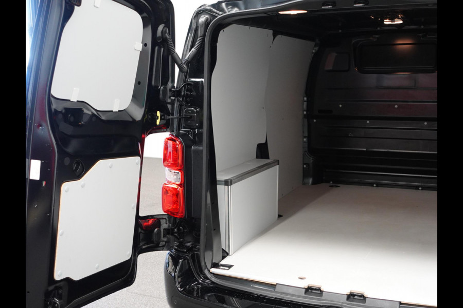 Peugeot Expert 1.5 BlueHDI 120PK L2H1 Airco Navi Trekhaak Carplay Cruise Control