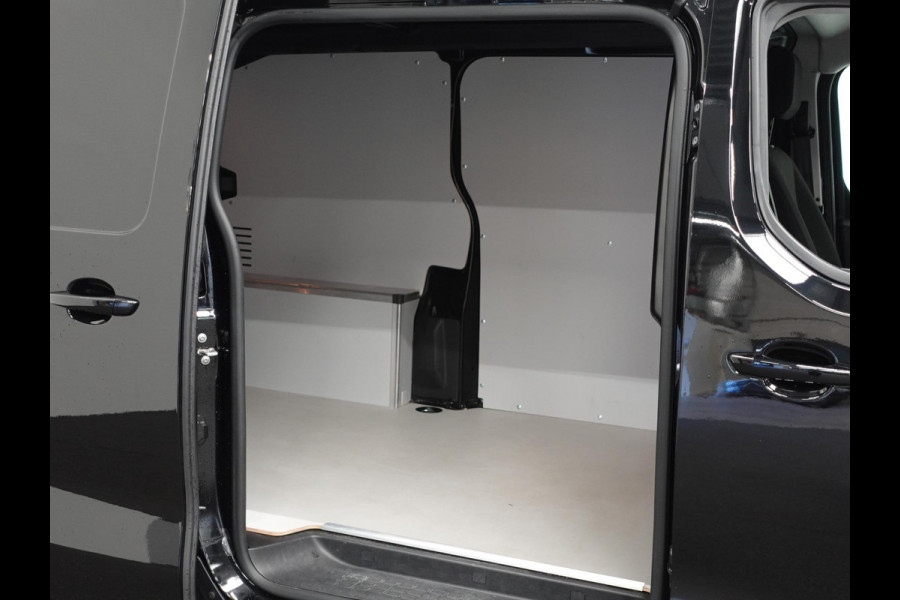 Peugeot Expert 1.5 BlueHDI 120PK L2H1 Airco Navi Trekhaak Carplay Cruise Control