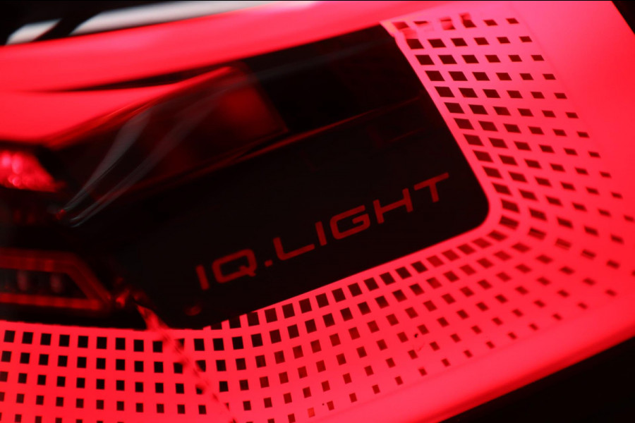 Volkswagen Golf 2.0 TSI GTI CLUBSPORT BLACKSTYLE /PANO/HK/SPECIAL/CAM/CARPLAY/IQ/VOLL