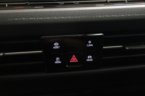 Volkswagen Golf 2.0 TSI GTI CLUBSPORT BLACKSTYLE /PANO/HK/SPECIAL/CAM/CARPLAY/IQ/VOLL