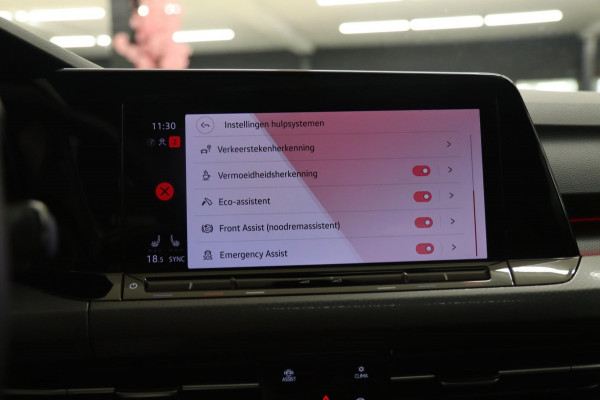 Volkswagen Golf 2.0 TSI GTI CLUBSPORT BLACKSTYLE /PANO/HK/SPECIAL/CAM/CARPLAY/IQ/VOLL