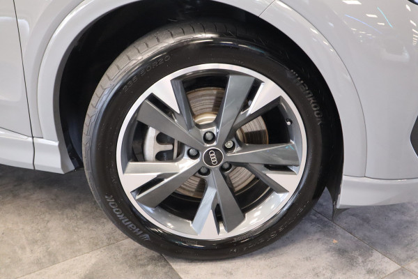 Audi Q4 Sportback e-tron 45 Advanced edition 82 kWh Adapt. cruise stoelverw Camera Elec. achterklep 24 maanden garantie mogelijk (*vraag naar de voorwaarden)