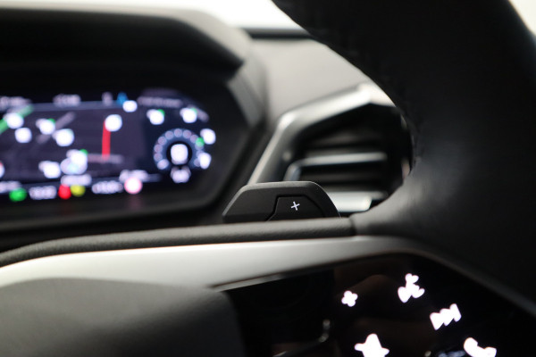 Audi Q4 Sportback e-tron 45 Advanced edition 82 kWh Adapt. cruise stoelverw Camera Elec. achterklep 24 maanden garantie mogelijk (*vraag naar de voorwaarden)