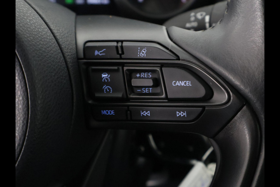 Toyota Yaris 1.5 Hybrid Dynamic | Afneembare trekhaak | Apple Carplay & Android Auto | Adaptieve Cruise Control |