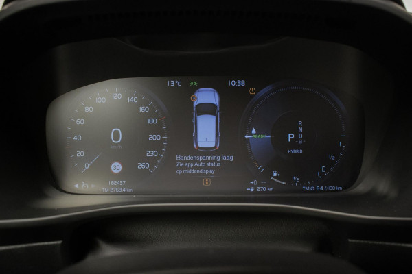 Volvo XC40 1.5 T4 Recharge Inscription Expression (APPLE CARPLAY,NAVI,LED,HARMAN/KARDON,SPORTSTOELEN,TREKHAAK,360 VIEW,CAMERA,PDC)