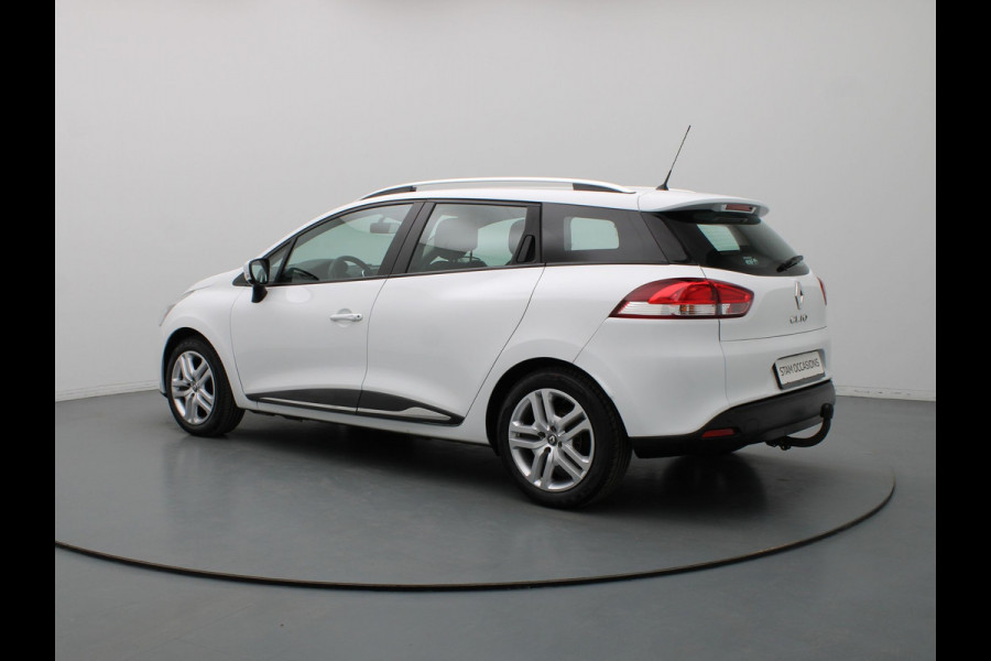Renault Clio Estate 90pk TCe Zen Airco | Cruise | Carplay | Parkeersens. achter | Trekhaak