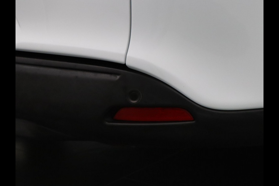 Renault Clio Estate 90pk TCe Zen Airco | Cruise | Carplay | Parkeersens. achter | Trekhaak