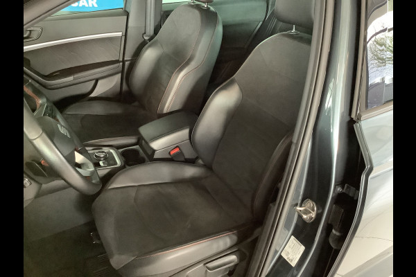 Seat Ateca 1.5 TSI FR Business Intense Panodak, Automaat, Keyless entry en start, Dealer onderhouden Dodehoek detectie, Beats audio en wegklapbare trekhaak