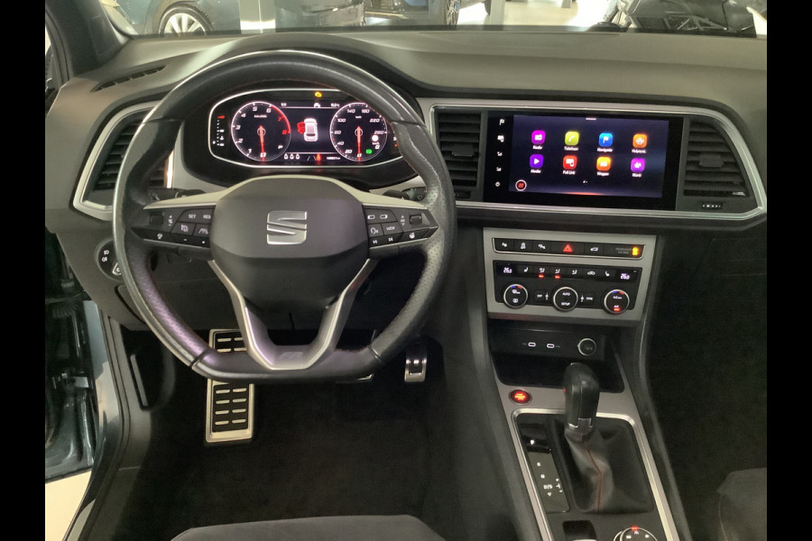 Seat Ateca 1.5 TSI FR Business Intense Panodak, Automaat, Keyless entry en start, Dealer onderhouden Dodehoek detectie, Beats audio en wegklapbare trekhaak