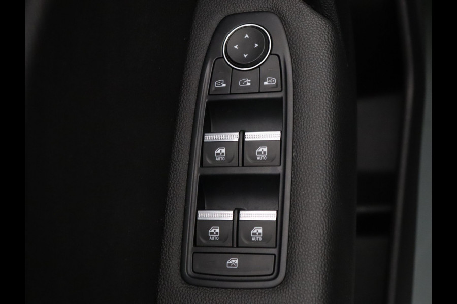 Renault Captur 100pk TCe Intens Cruise | Climate | Carplay | Navi | Parkeersens. achter