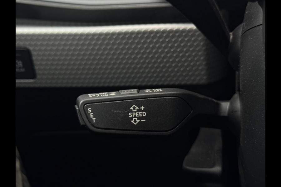 Audi A1 Sportback 35 TFSI 3x S line M24 NAVI CAMERA PDC LEDER LED SPORTVELGEN