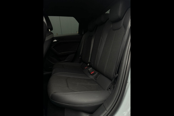 Audi A1 Sportback 35 TFSI 3x S line M24 NAVI CAMERA PDC LEDER LED SPORTVELGEN