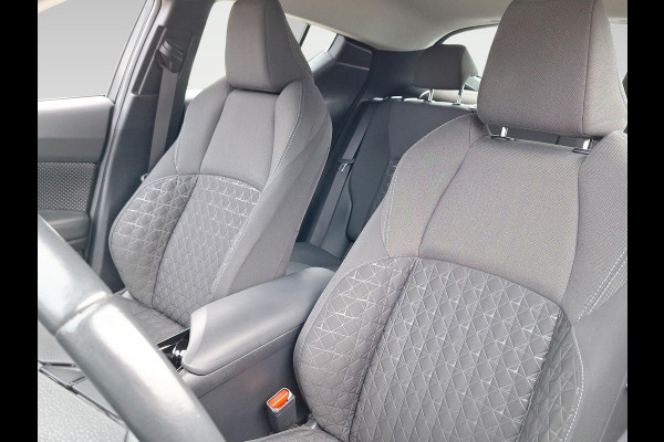 Toyota C-HR 2.0 Hybrid Dynamic Navigatie