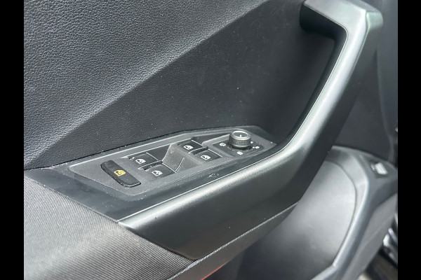 Volkswagen T-Roc 1.0 TSI Style Business Virtual / Trekhaak