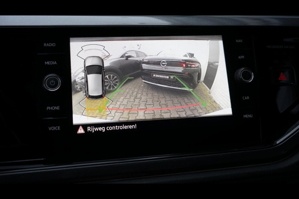 Volkswagen Polo 2.0 TSI GTI AUTOMAAT-ACC-BEATS-CAMERA-CARPLAY-KEYLESS-LED-MODE-NAVIGATIE-PANORAMA-VIRTUEEL