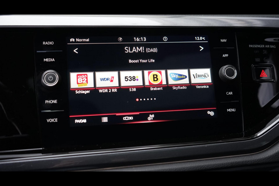 Volkswagen Polo 2.0 TSI GTI AUTOMAAT-ACC-BEATS-CAMERA-CARPLAY-KEYLESS-LED-MODE-NAVIGATIE-PANORAMA-VIRTUEEL