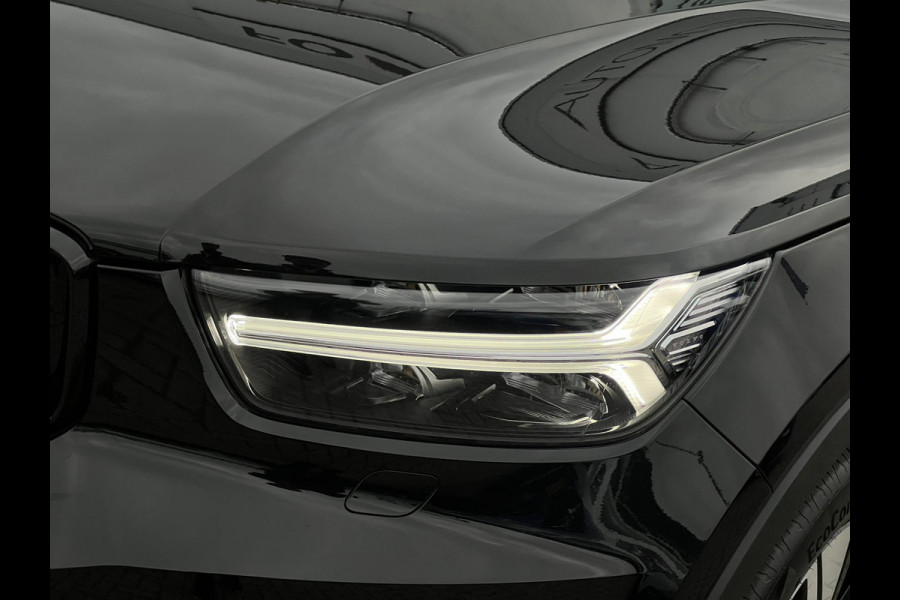 Volvo XC40 Recharge P8 AWD R-Design NL AUTO | LEDER | CAMERA | HARMAN KARDON | STUURWIEL VERW