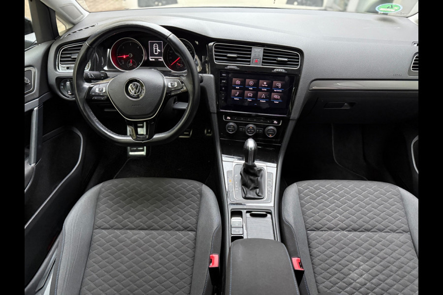 Volkswagen Golf 1.6 TDI Highline Business R l Facelift l Navi l PDC l ACC l Distr VV l Rijdt & Schakelt zeer goed l