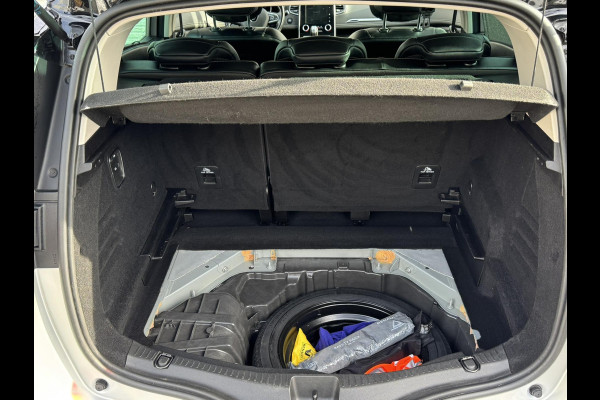 Renault Scénic 1.3 TCe Intens Automaat Adaptive cruise Clima Bose Apple / Android Trekhaak Camera v+a Parkeerhulp