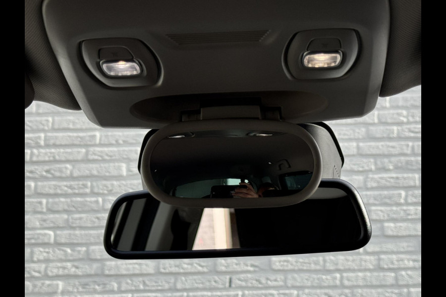 Renault Scénic 1.3 TCe Intens Automaat Adaptive cruise Clima Bose Apple / Android Trekhaak Camera v+a Parkeerhulp