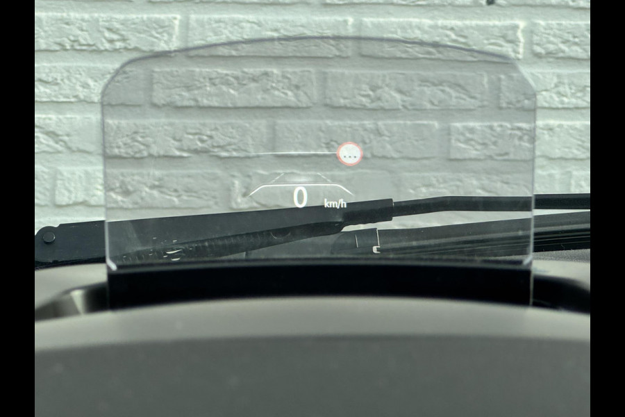 Renault Scénic 1.3 TCe Intens Automaat Adaptive cruise Clima Bose Apple / Android Trekhaak Camera v+a Parkeerhulp