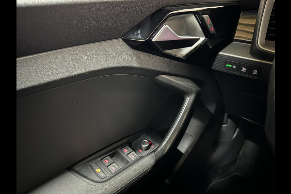 Audi A1 Sportback 30 TFSI S-Line Carplay Cruise Clima PDC