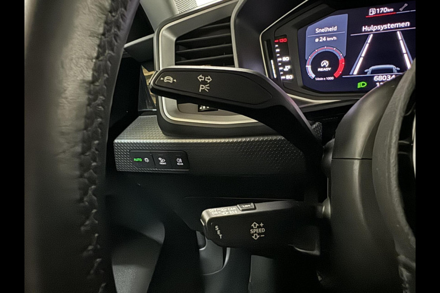 Audi A1 Sportback 30 TFSI S-Line Carplay Cruise Clima PDC