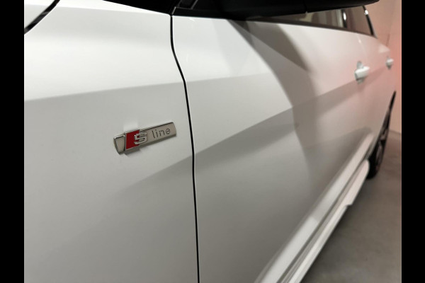 Audi A1 Sportback 30 TFSI S-Line Carplay Cruise Clima PDC