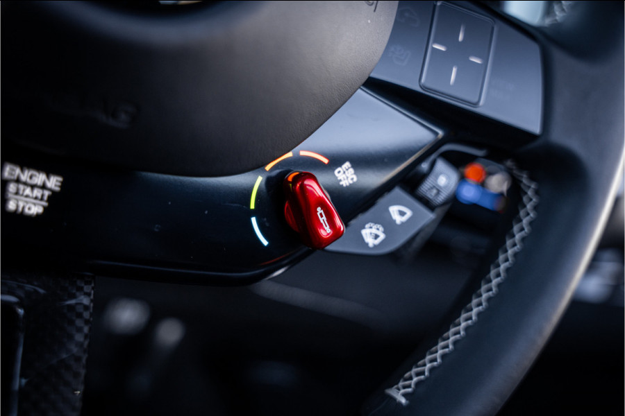 Ferrari 296 GTS 3.0 V6 - Verde Francesca | Spyder l 830PK! l Race Display l Racing Seats | Carbon