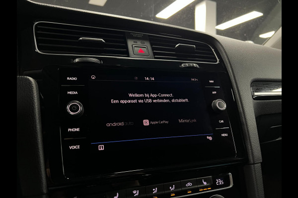 Volkswagen Golf 7.5 1.5 TSI R-LINE | ACC | CARPLAY |LED|