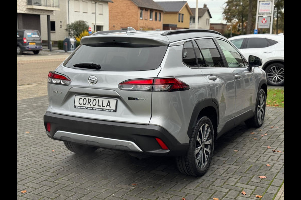 Toyota Corolla Cross 1.8 Hybrid Style | Dodehoekdetectie, Elektrische achterklep, Stoel + stuurverwarming, 18 inch, Apple carplay/Android auto