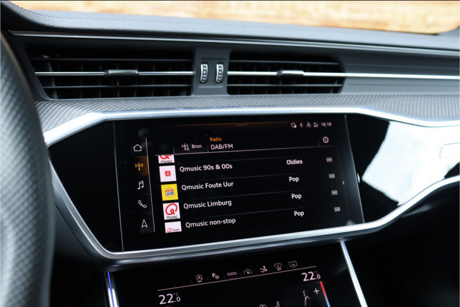 Audi RS7 4.0 V8 TFSI quattro **Dynamic Plus/4ws/Ceramic/Carbon/HUD/Pano/Matrix/360**