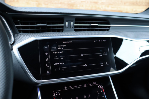 Audi RS7 4.0 V8 TFSI quattro **Dynamic Plus/4ws/Ceramic/Carbon/HUD/Pano/Matrix/360**