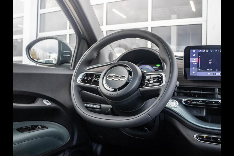 Fiat 500E Giorgio Armani Edition 42 kWh | 17% Bijtelling | Zeer Exclusief | Beperkte Oplage !