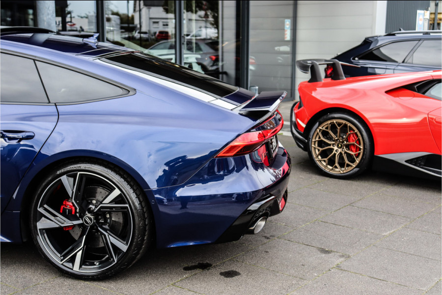 Audi RS7 4.0 V8 TFSI quattro **Dynamic Plus/4ws/Ceramic/Carbon/HUD/Pano/Matrix/360**