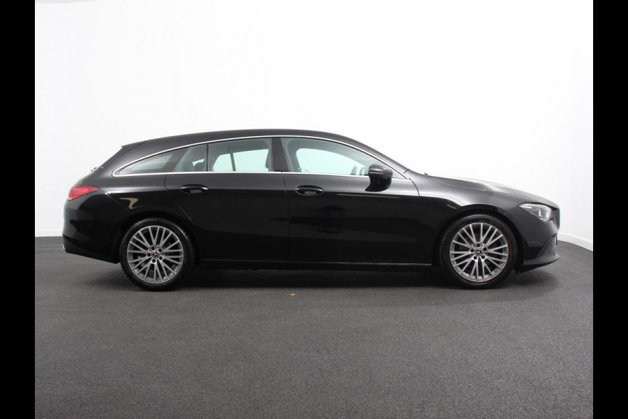 Mercedes-Benz CLA-Klasse Shooting Brake 200 163pk DCT Progressive | Navigatie | Camera | Parkeersensoren | Elektrische achterklep | Stoelverwarming | Cruise Control | Ledverlichting | Climate Control