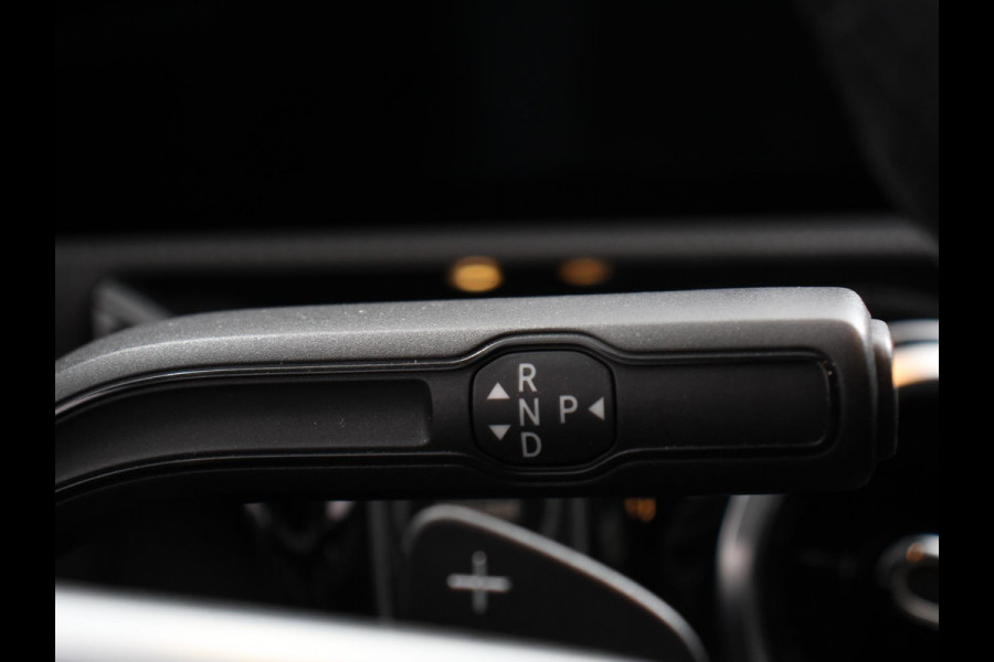 Mercedes-Benz CLA-Klasse Shooting Brake 200 163pk DCT Progressive | Navigatie | Camera | Parkeersensoren | Elektrische achterklep | Stoelverwarming | Cruise Control | Ledverlichting | Climate Control