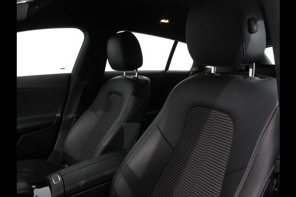 Mercedes-Benz CLA-Klasse Shooting Brake 200 163pk DCT Progressive | Navigatie | Camera | Parkeersensoren | Elektrische achterklep | Stoelverwarming | Cruise Control | Ledverlichting | Climate Control