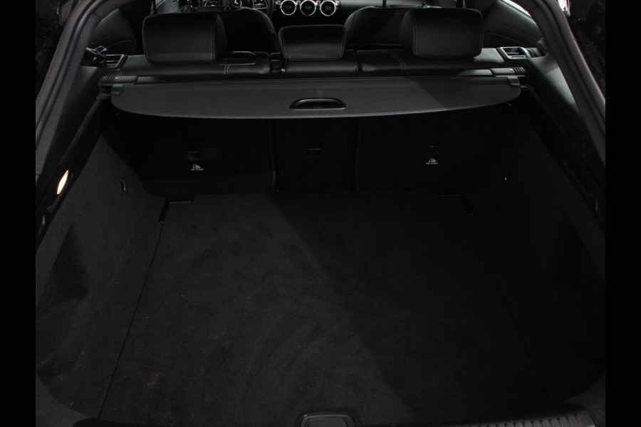Mercedes-Benz CLA-Klasse Shooting Brake 200 163pk DCT Progressive | Navigatie | Camera | Parkeersensoren | Elektrische achterklep | Stoelverwarming | Cruise Control | Ledverlichting | Climate Control