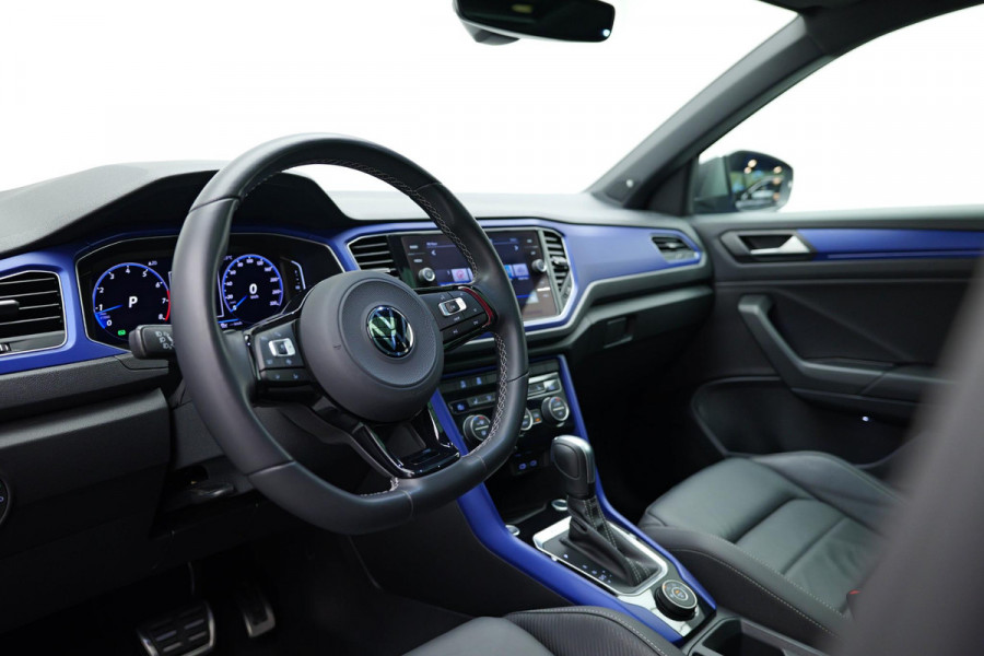 Volkswagen T-Roc 2.0 TSI 4Motion R |Pano|Akra|Dodehoek|Beats|Leder|